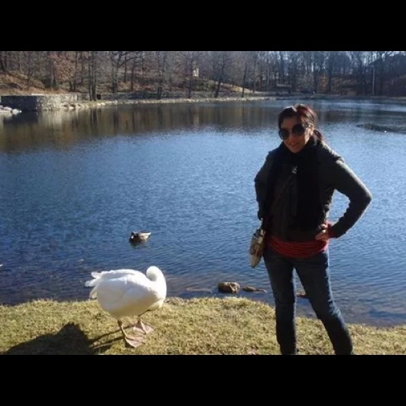 Meet your Posher, Judith - Picture 2 of 8